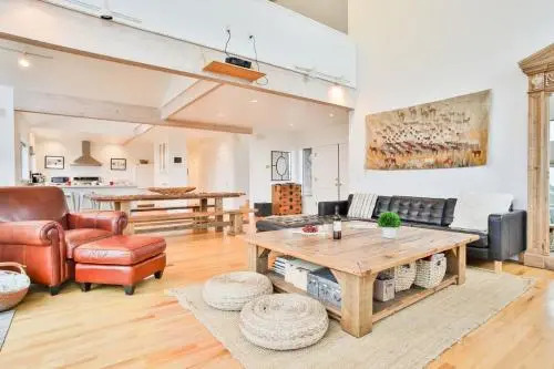 Northern Lights Hot Tub Game Room Expansive and Spacious
