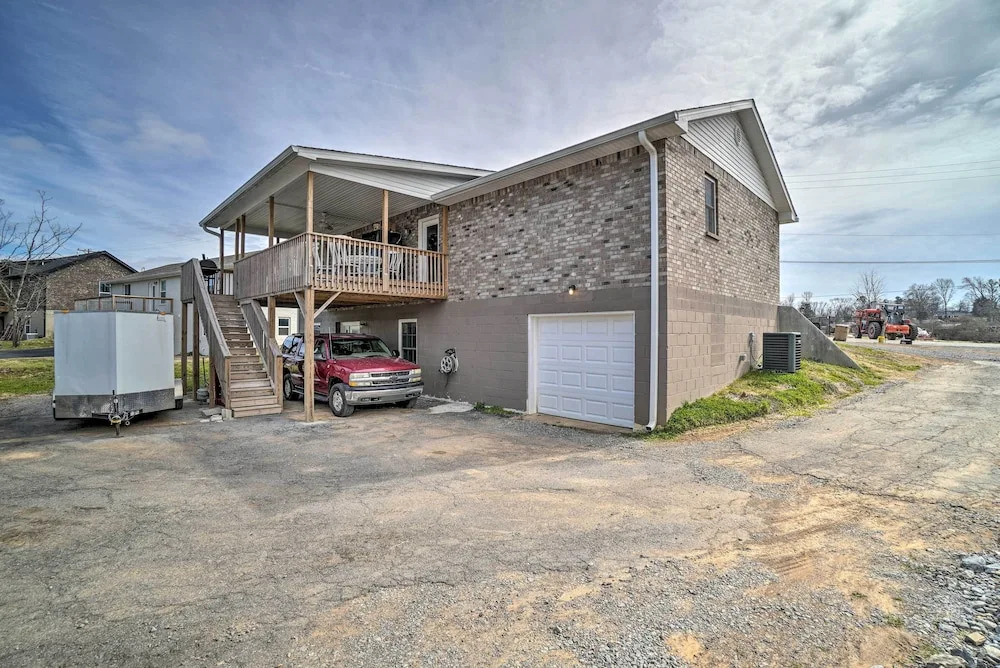 Nashville Area Apartment: 12 Mi to Downtown!