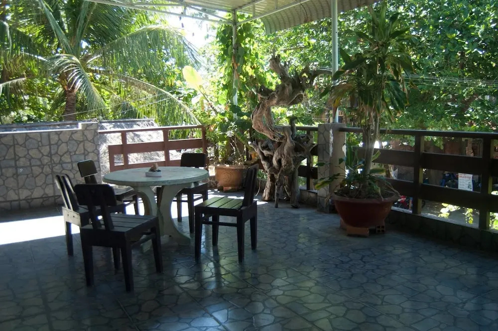 Thien Son Homestay - Giáp Biển