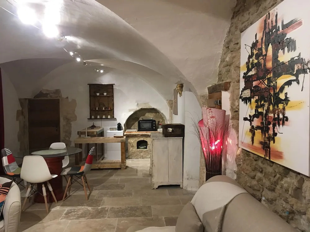 La Maison Des Arts