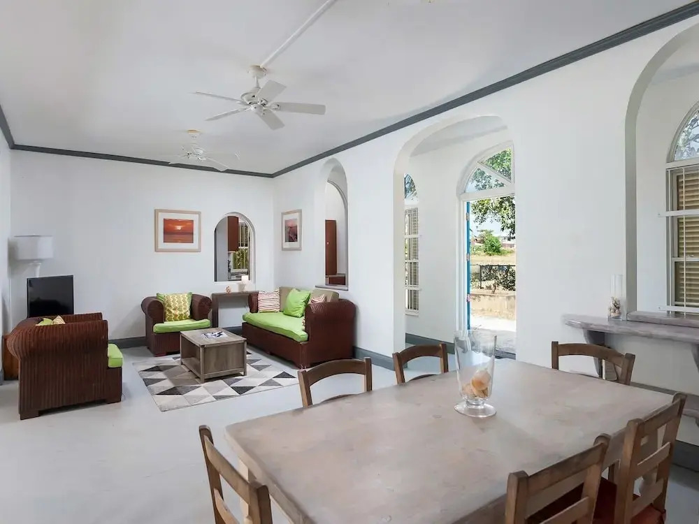 Inch By Inch 3 Bedroom Home by Bluescape