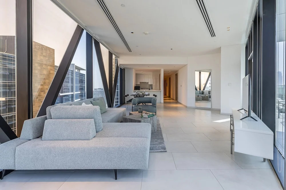 Marquise 2505 Business bay