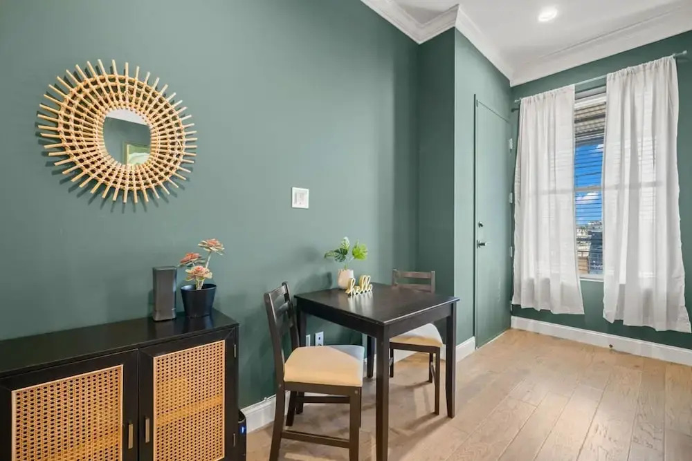 NEW Sangria Suite Upscale Ybor Apt On 7th Ave
