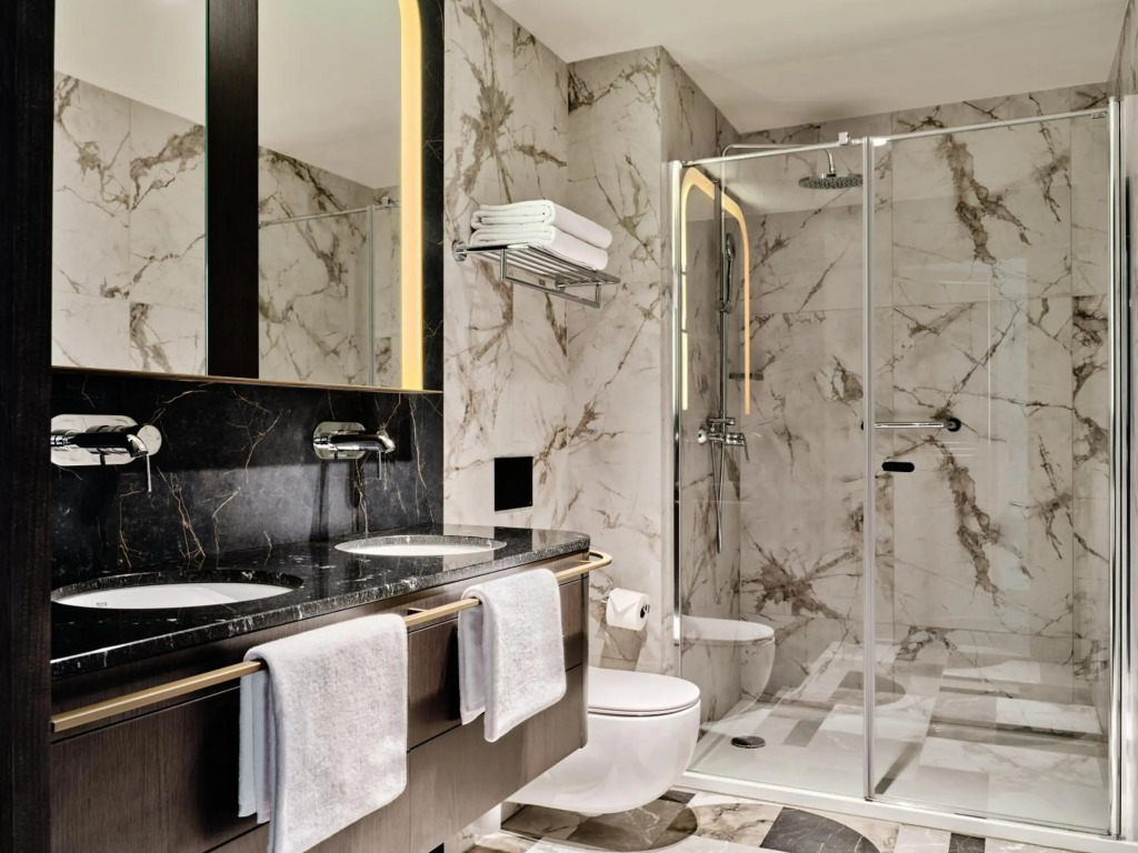 The Crown Krakow Center - Handwritten Collection ACCOR