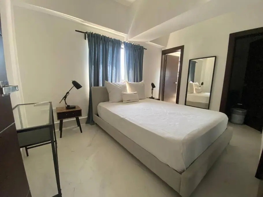Cozy 2br*pool*wi-fi*DOWNTOWN*yellowkey