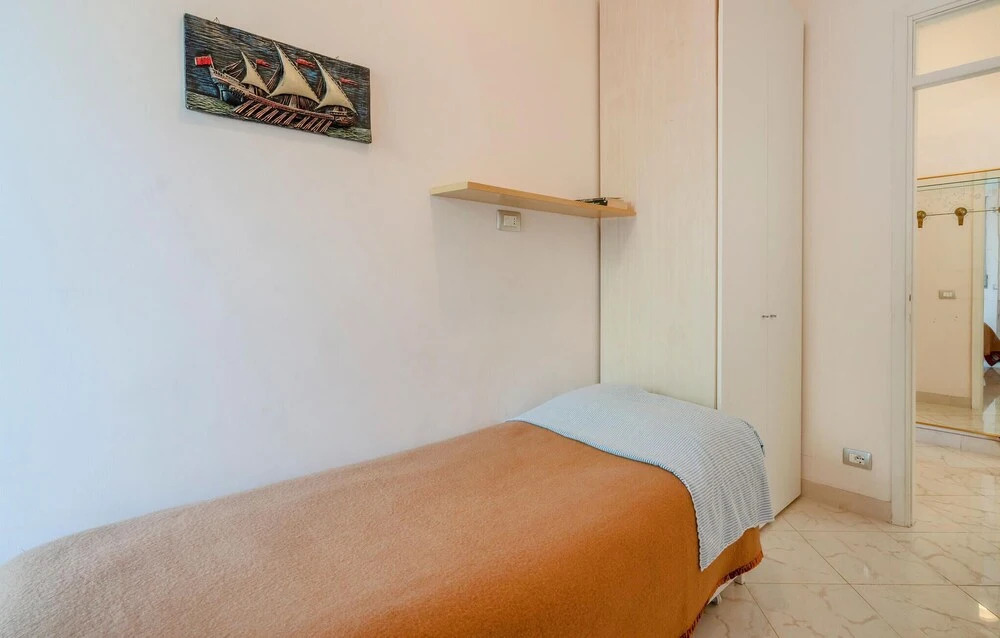 Amazing Apartment in Levanto With 2 Bedrooms
