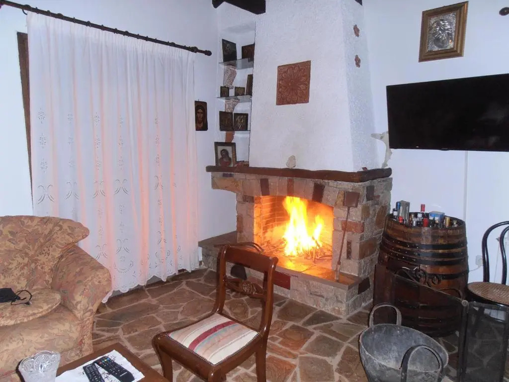 Pontinos Villa