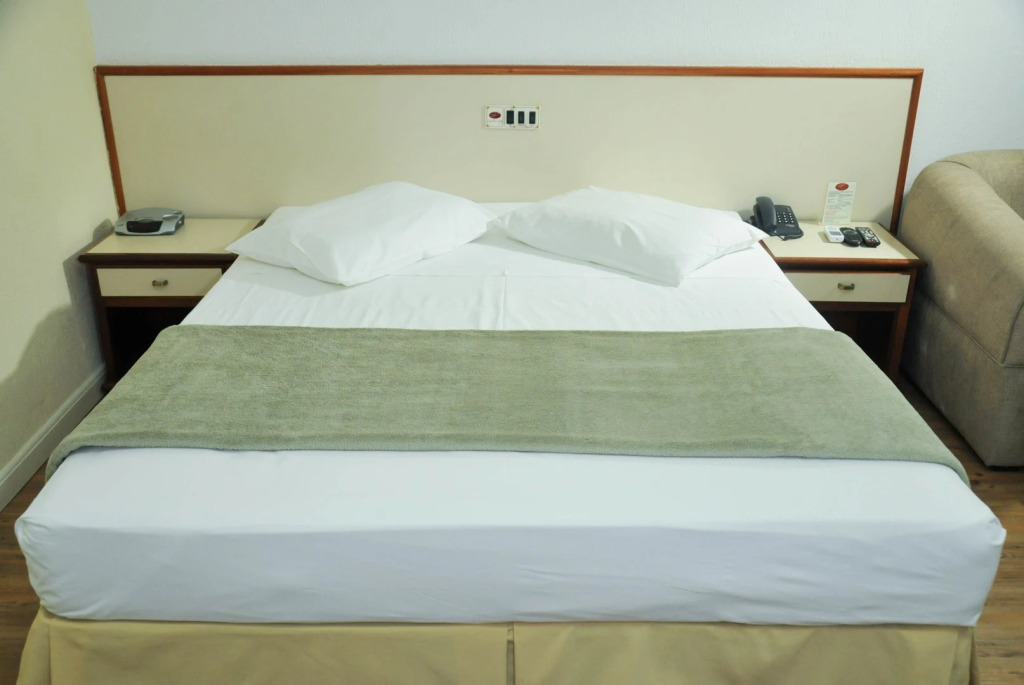 Inter Plaza Hotel