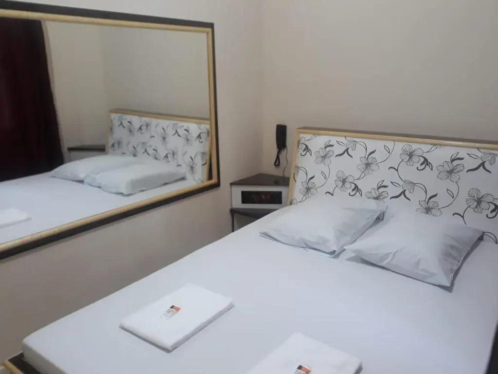 Hotel Zeus 2