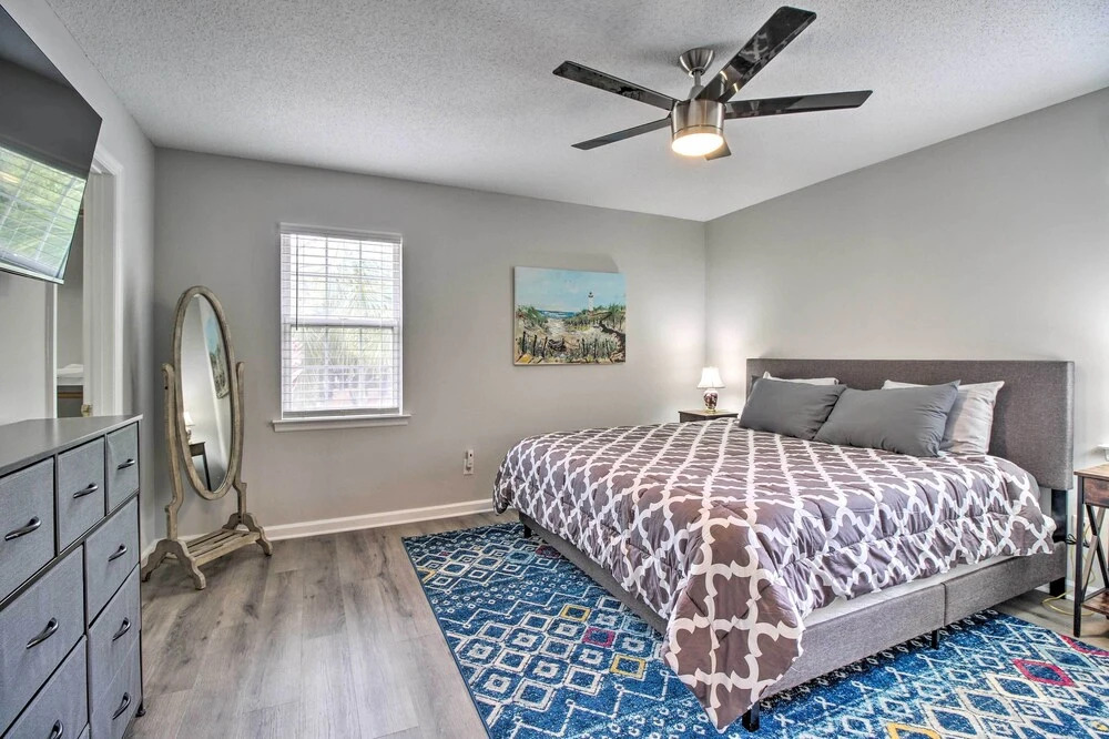 Ideally Located Luxe Beach House on Tybee Island