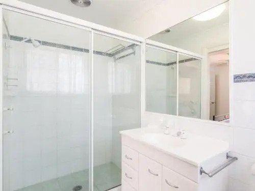 1/54 Parkes, Airconditioned