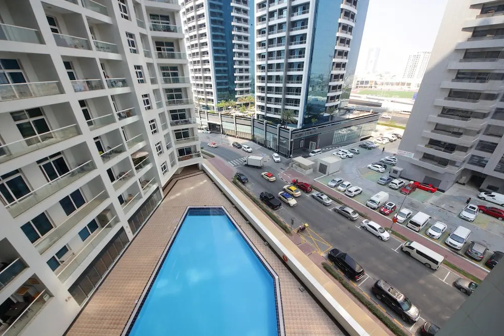 Signature Holiday Homes - Al Fahad Dubai