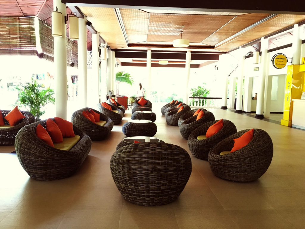 Diamond Bay Resort & Spa