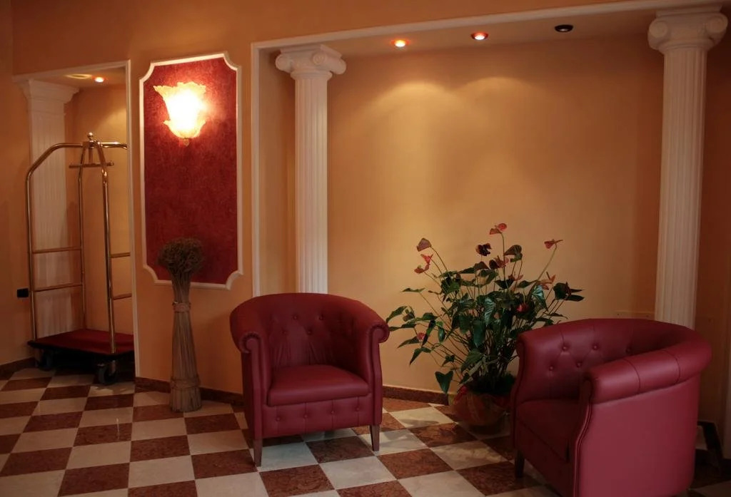 Hotel Tito Serrano