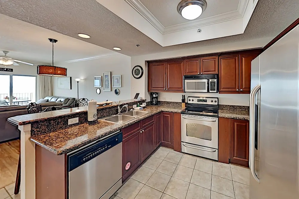 New Listing! Seawind Getaway W/ Gulf Views & Pool 3 Bedroom Condo