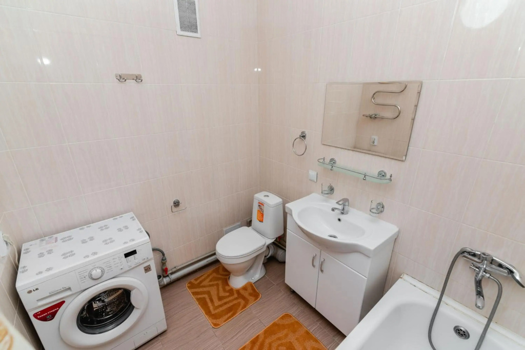 Akvarel Apartment on Satpaev