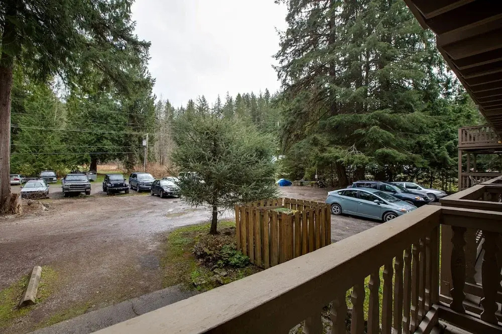 37SLL - Economical - Convenient - Kitchenette - Sleeps 2