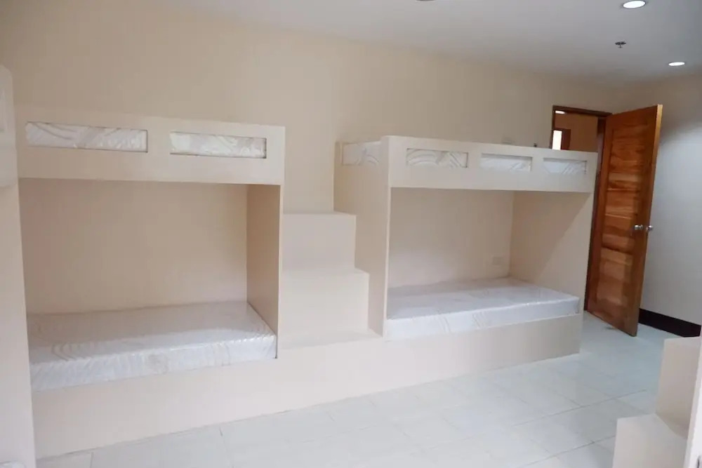FB Budgetel Suites