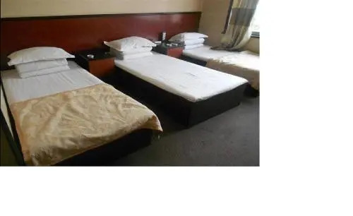 Fozi Inn Yibu