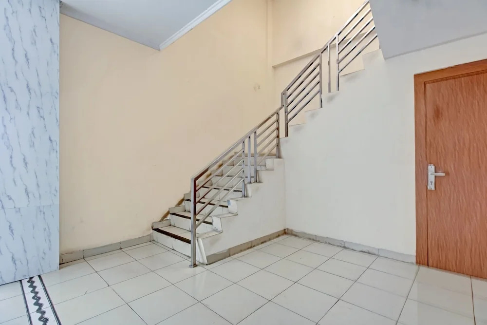 OYO 90412 My Kost