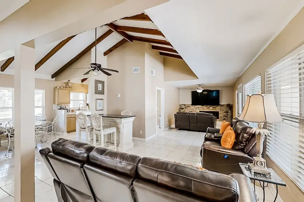 Home Near the Beach & Golf With Inviting Patio, Fireplace, AC, & Washer/dryer