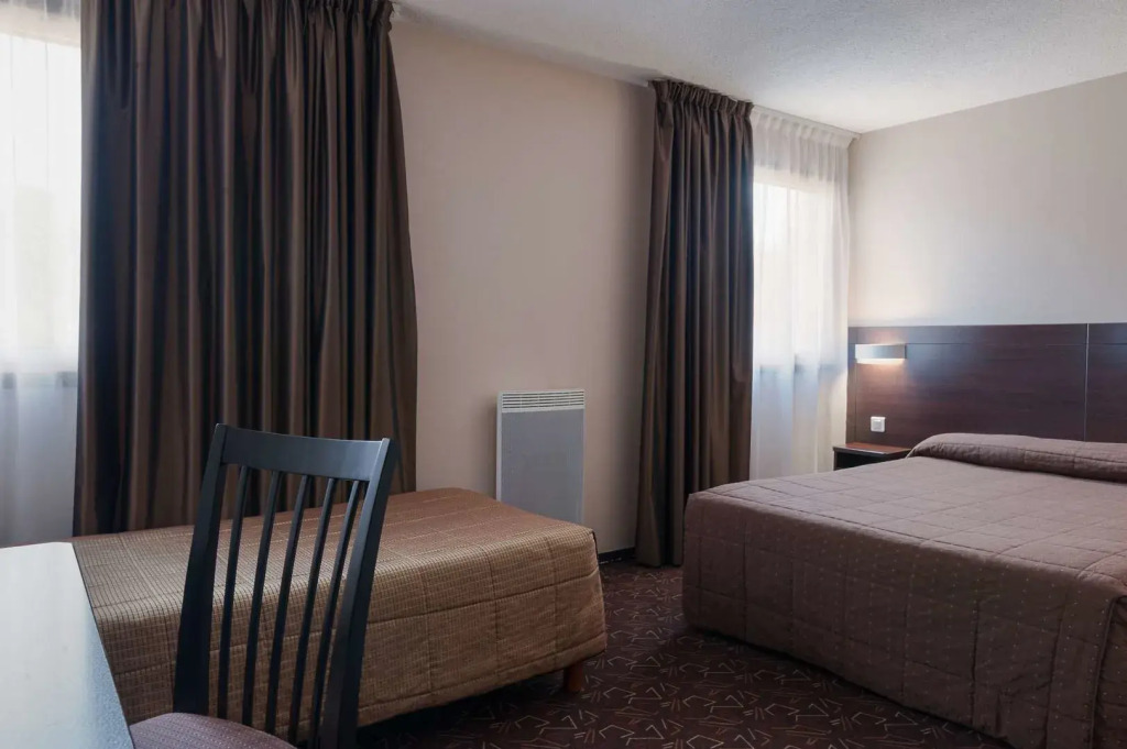 Sure Hotel by Best Western Caen Memorial
