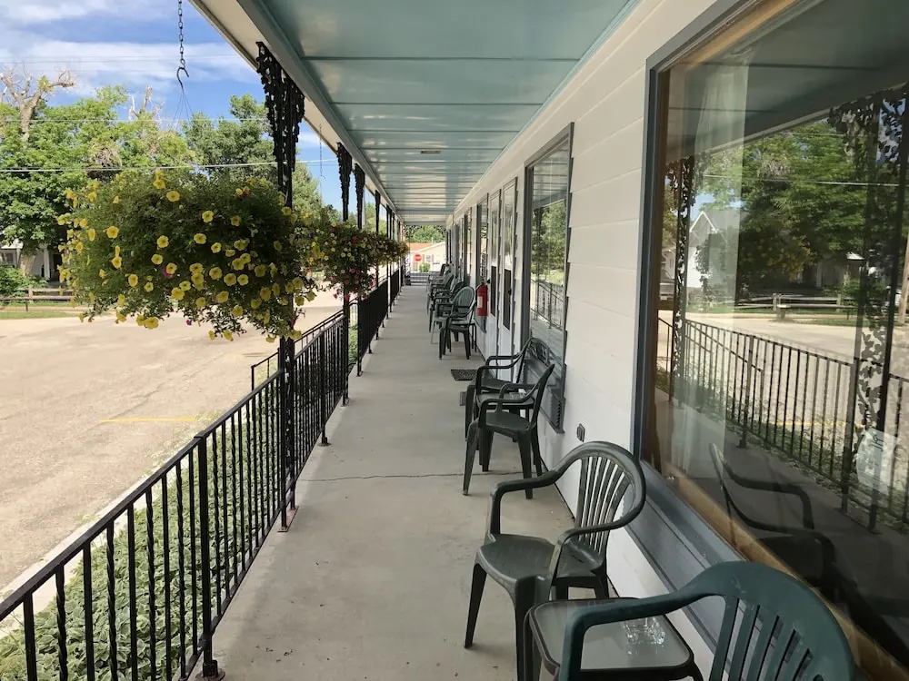 Historic Mansion House Inn
