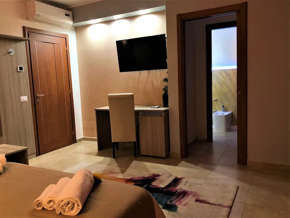 La Piazzetta Guest House