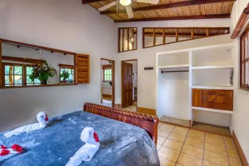 Mango Rosa Resort