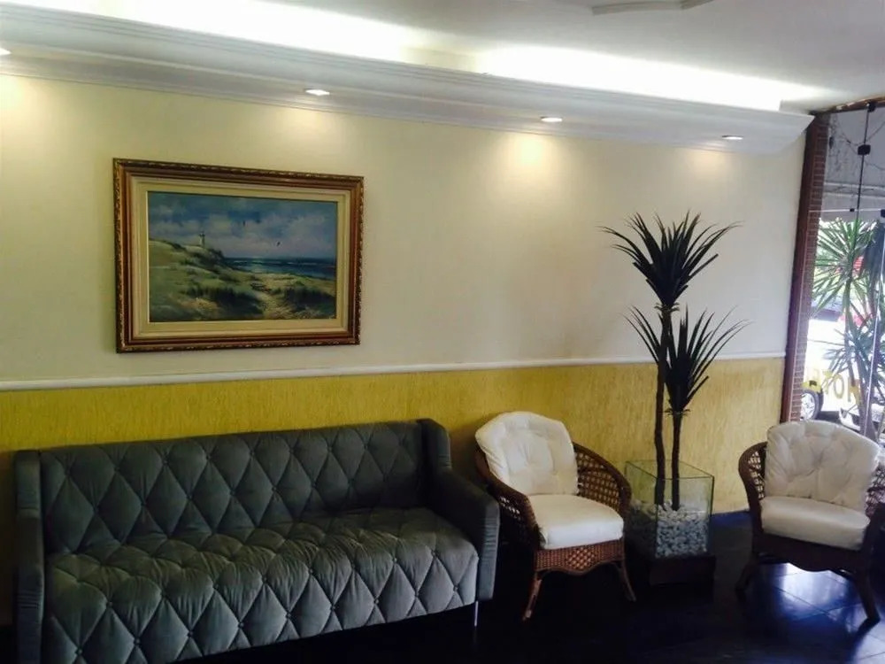 Max Hotel