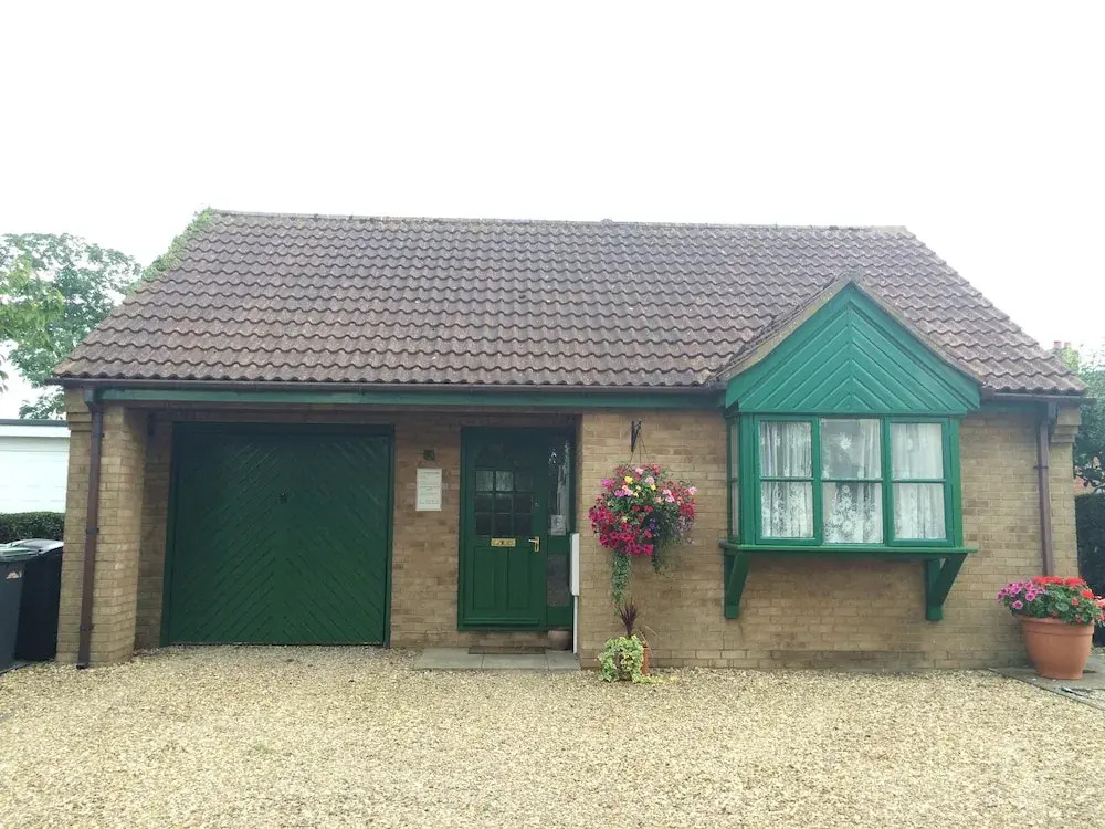 OYO 4 Sisters Inn