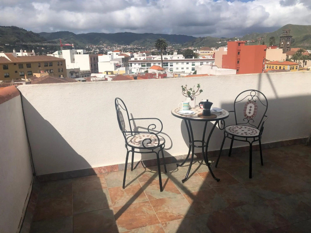 Atico La Laguna con terraza y vistas