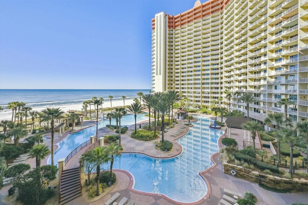 Shores of Panama 521 - 2 Bedroom + Bunks . Reserved Parking! 2 Condo by RedAwning