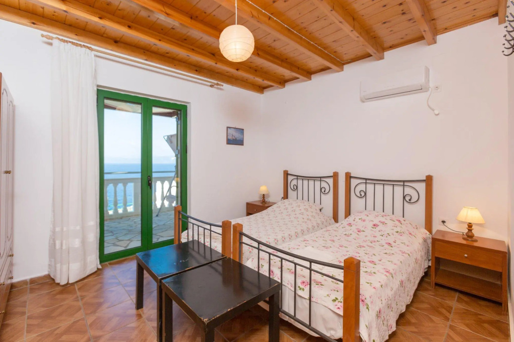 Villa Anastasia Large Private Pool Walk to Beach Sea Views A C Wifi Car Not Required - 2248