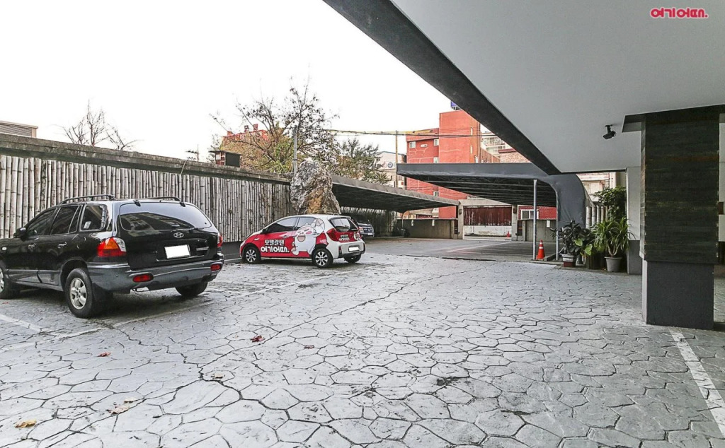 Odyssey Motel