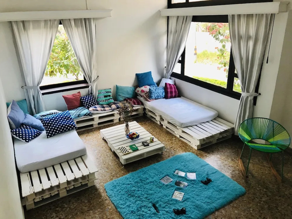 GREEN DOOR HOSTEL BOUTIQUE