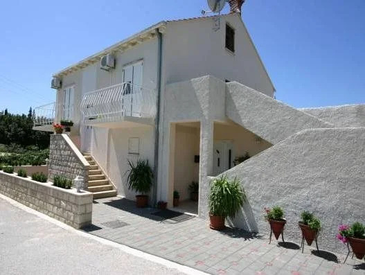 Vila Mozara