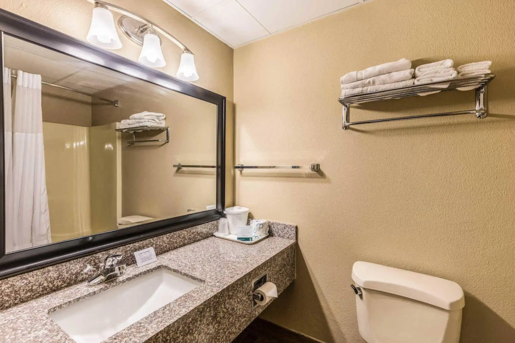 Quality Inn West Plains