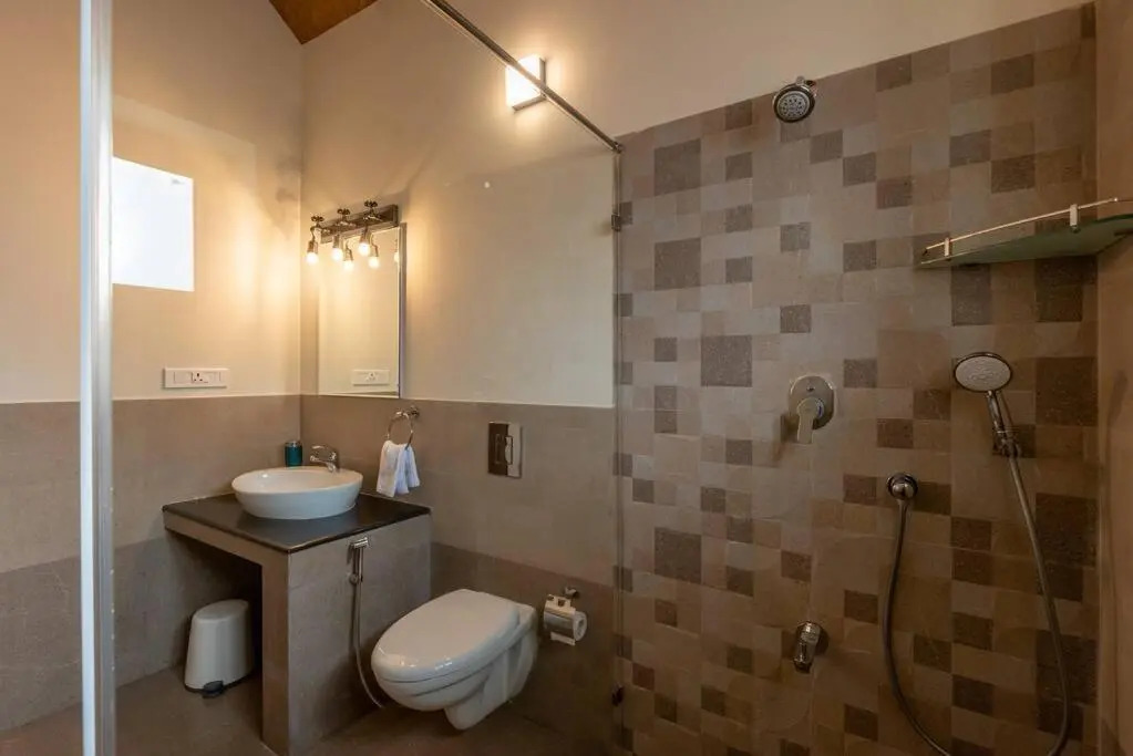 Claire 1br luxurious room overlooking plantation