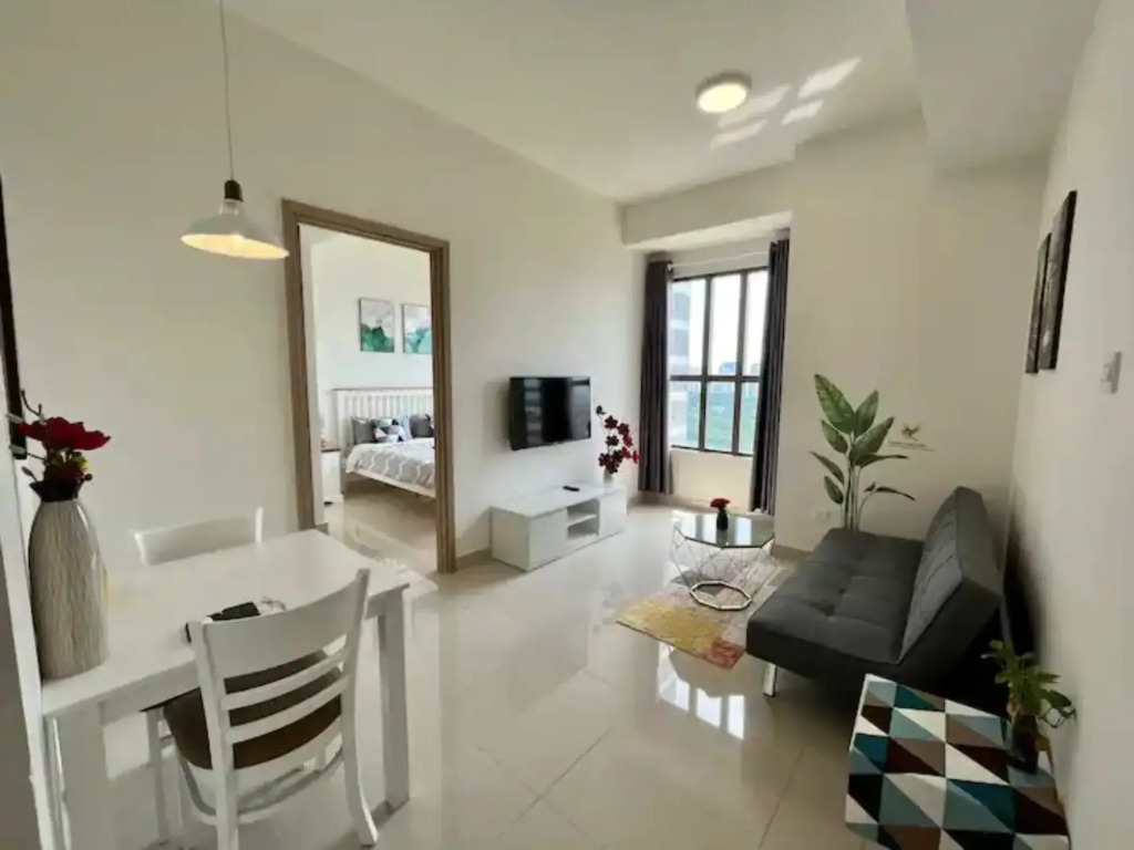 Angela Home -Luxury 2BR- River View at Sun Avenue