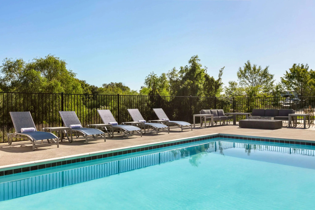La Quinta Inn & Suites by Wyndham College Station North