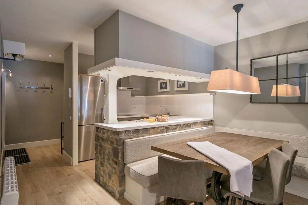 Luderna - Apartamento con terraza Bonaigua D8 Bordius