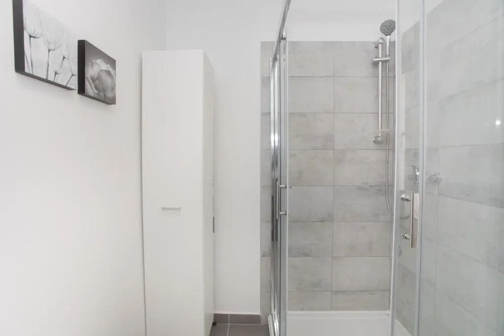 Aurum Apartment