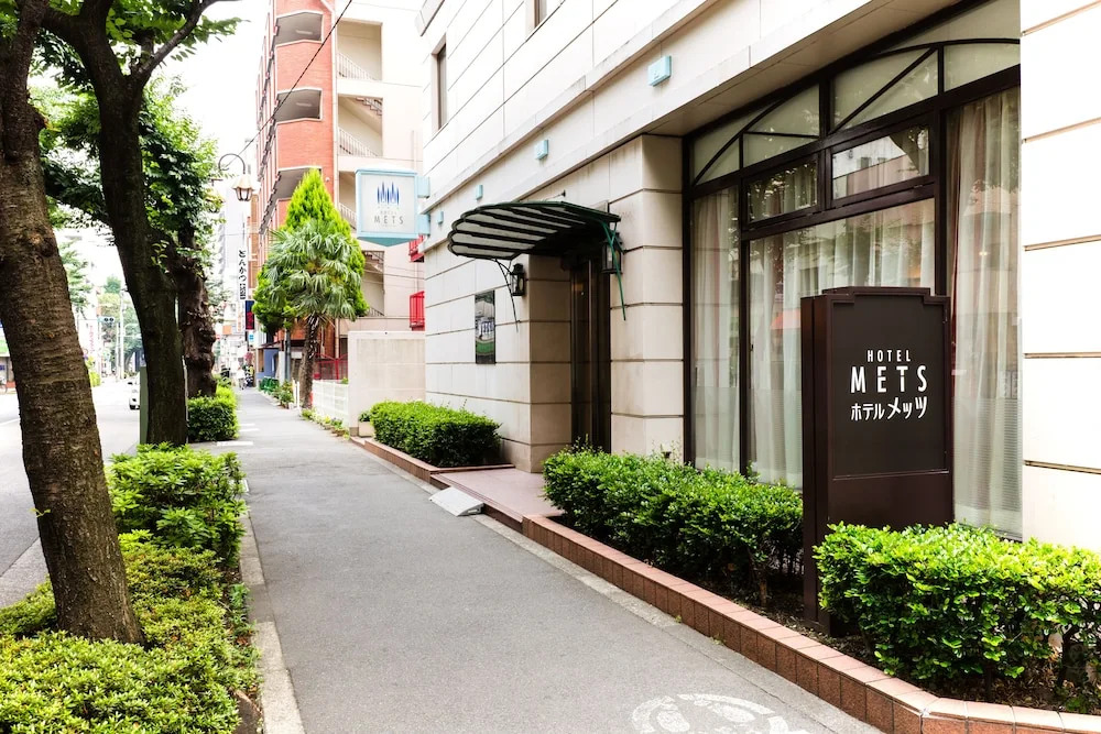 Jr-East Hotel Mets Kumegawa