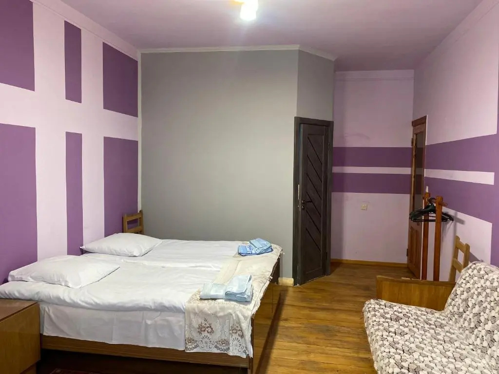 Areguni Guest House