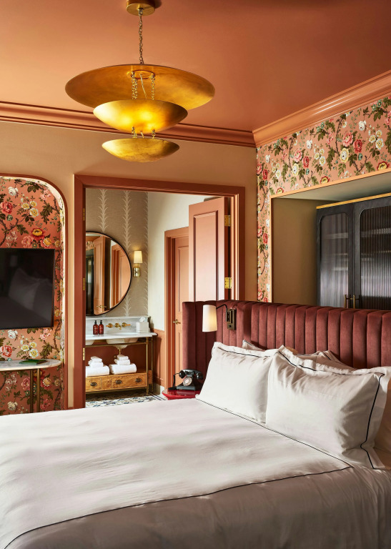 Fidelity Hotel