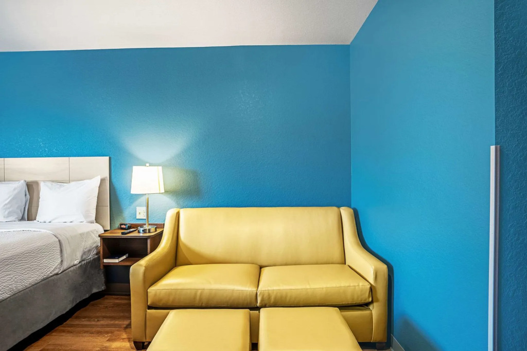 WoodSpring Suites Naples East