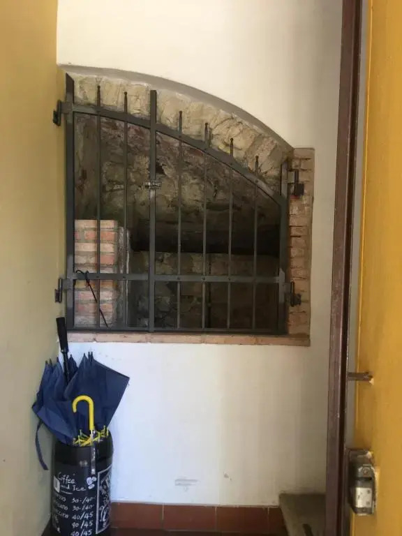 Borgo Volciano Garda Lake APP1