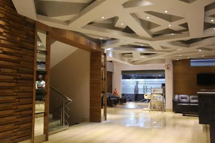 Emerald Hotel