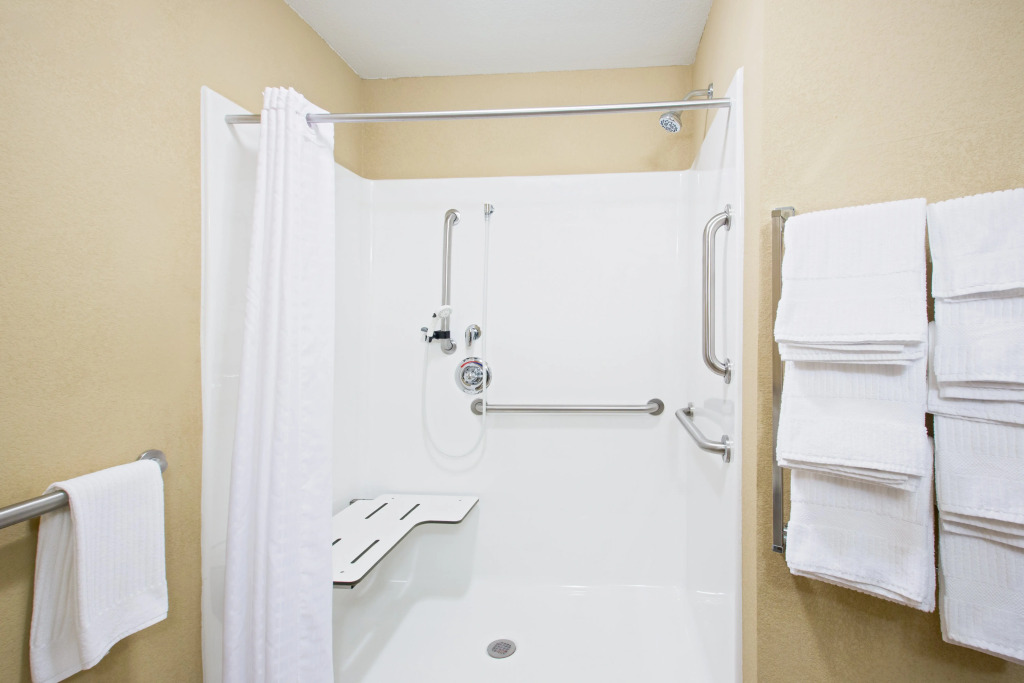 Candlewood Suites Pittsburgh-Cranberry by IHG